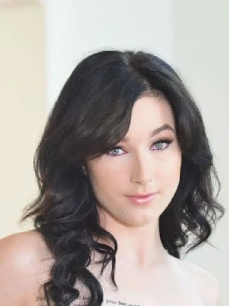 Alex Shoffner Biography: Wiki, Age, Career, Height, Weight, Boyfriend, Net Worth & More